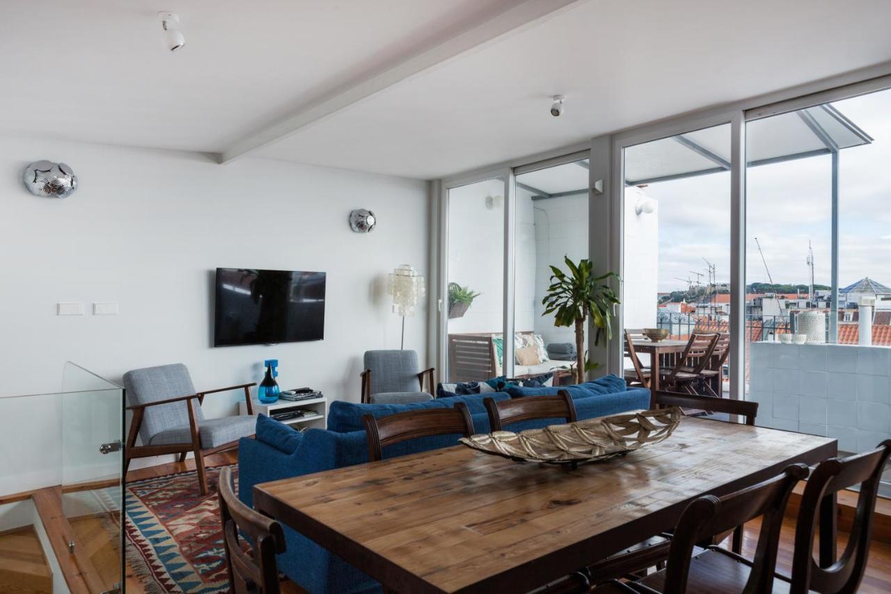 Amazing Rooftop Terrace With River And Historic City View 4 Bedrooms 4 Bathrooms Ac 19Th Century Building Chiado Lisbon Exterior photo