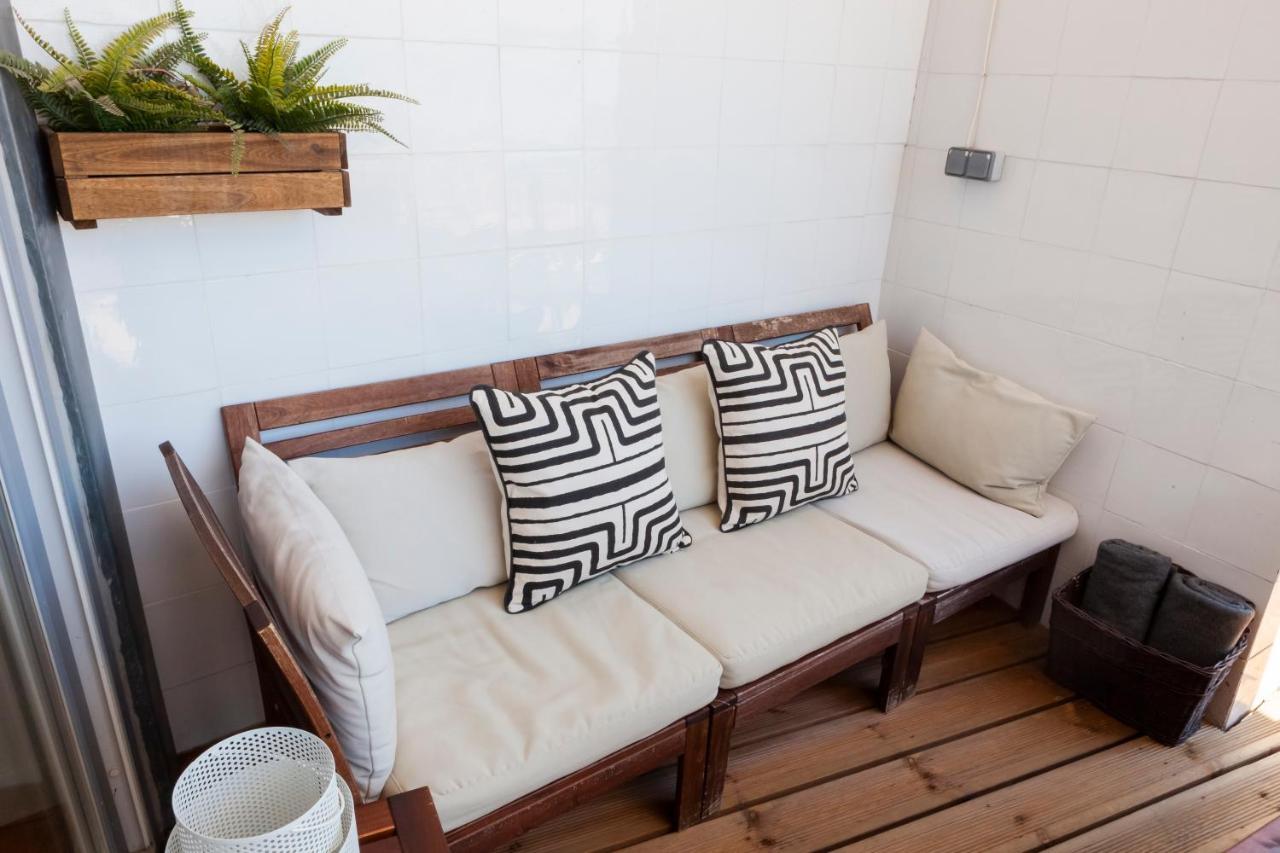 Amazing Rooftop Terrace With River And Historic City View 4 Bedrooms 4 Bathrooms Ac 19Th Century Building Chiado Lisbon Exterior photo